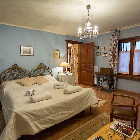 Relax Nel Noccioleto Pensionat Novello Eksteriør billede